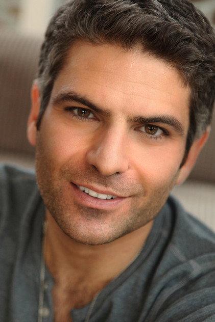 Juri Henley-Cohn - Actor Profile Photo
