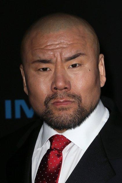 Woon Young Park - Actor Profile Photo