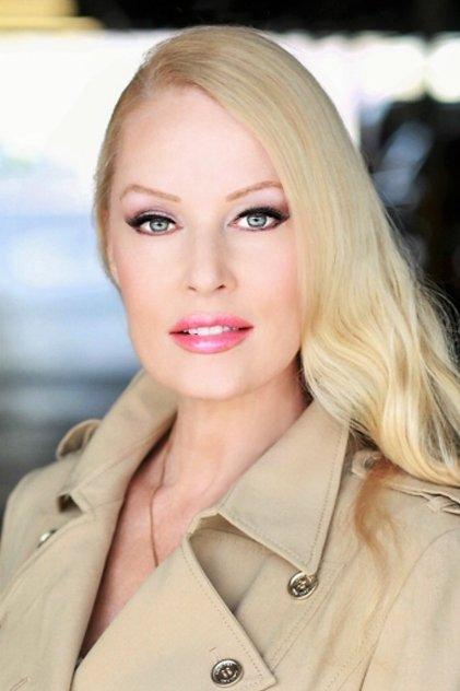 Delia Sheppard - Actor Profile Photo