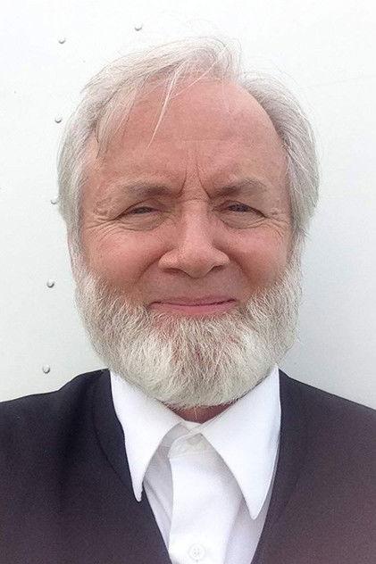 Lindsay Ayliffe - Actor Profile Photo
