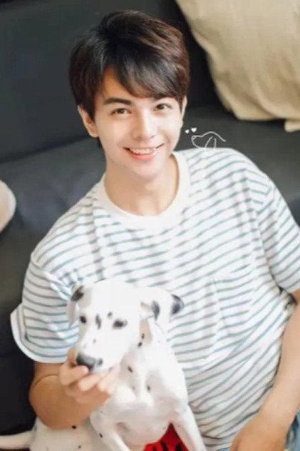 Cai Rong - Actor Profile Photo