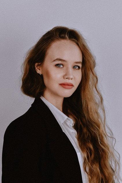 Yuliia Vyshniakova - Actor Profile Photo