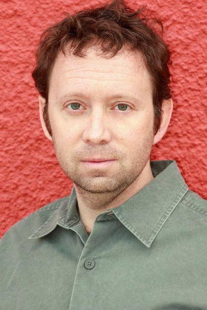 Oliver Robins - Actor Profile Photo