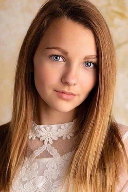 Livvy Stubenrauch - Actor Profile Photo