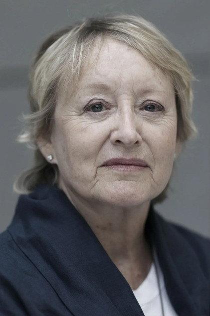 Yvonne Blake - Actor Profile Photo