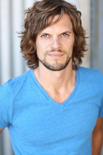 Matt Ellis - Actor Profile Photo