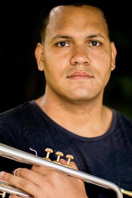 Ahamefule Oluo - Actor Profile Photo