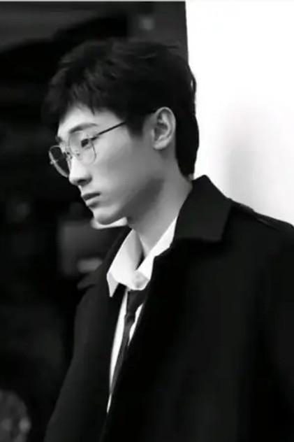 Zhenyan Liu - Actor Profile Photo
