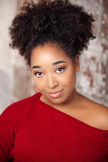 Cylla Senii - Actor Profile Photo