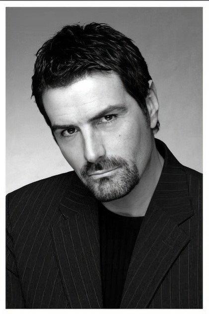 Hugo Baret - Actor Profile Photo