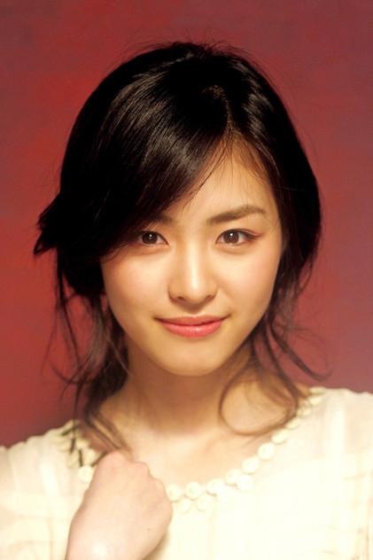 Lee Yeon-hee - Actor Profile Photo