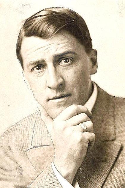 Landers Stevens - Actor Profile Photo