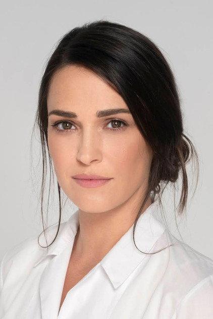 Mary Mina - Actor Profile Photo