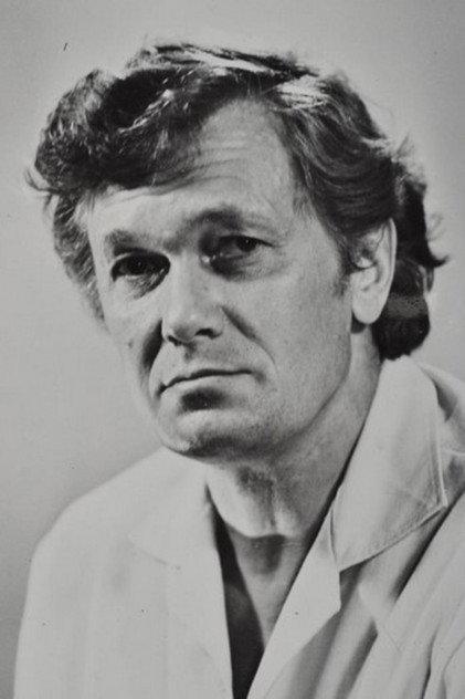 Arnold Altmyae - Actor Profile Photo