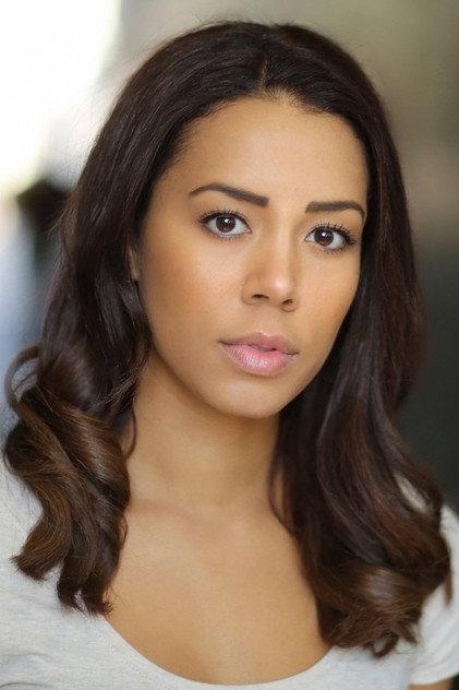 Nicôle Lecky - Actor Profile Photo
