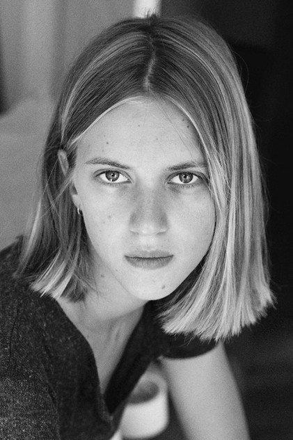 Hortense de Gromard - Actor Profile Photo