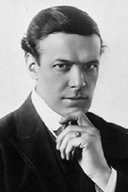 Frank Farrington - Actor Profile Photo