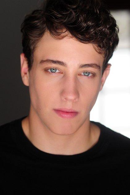 Ryan Lee - Actor Profile Photo