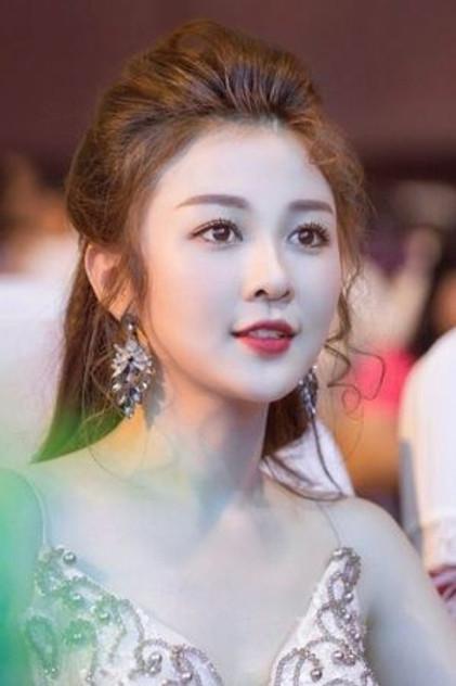 RIBI SACHI - Actor Profile Photo