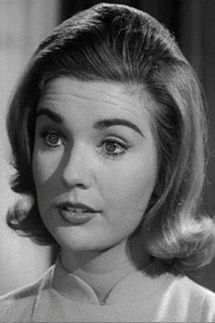 Angela Browne - Actor Profile Photo