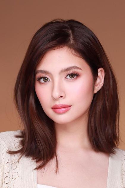 Ysabel Ortega - Actor Profile Photo