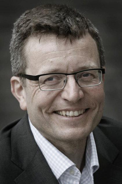 Jes Fabricius - Actor Profile Photo