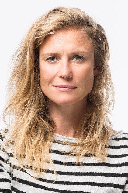 Sophie Hilbrand - Actor Profile Photo