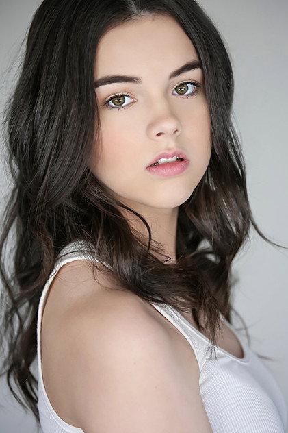 Merit Leighton - Actor Profile Photo