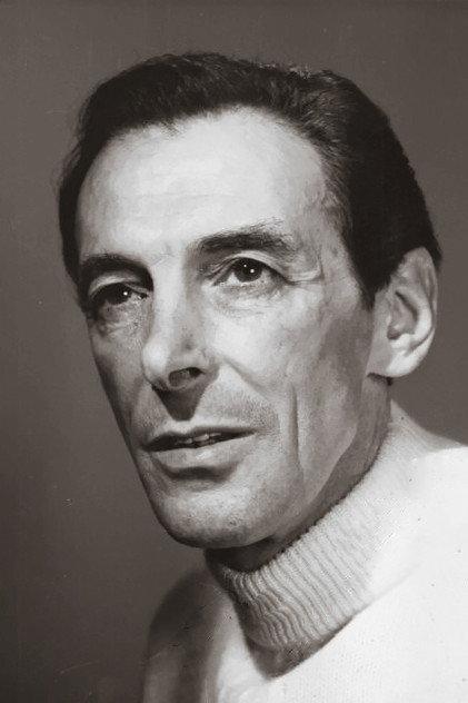 Desmond Walter-Ellis - Actor Profile Photo