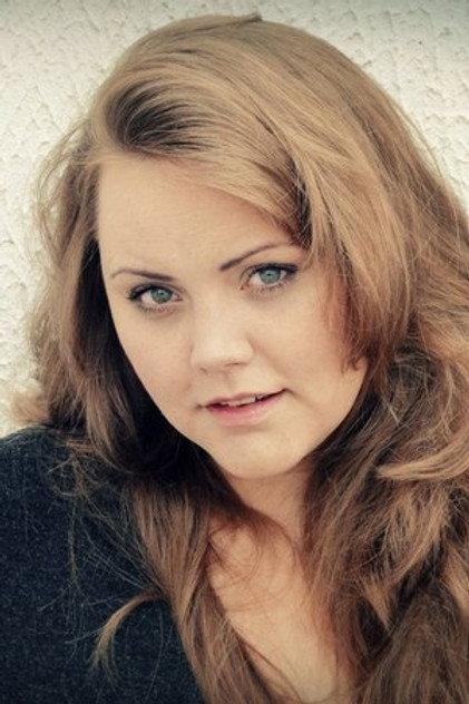 Yanina Malinchik - Actor Profile Photo