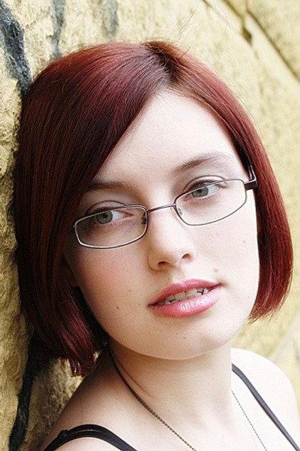 Hannah Robson - Actor Profile Photo