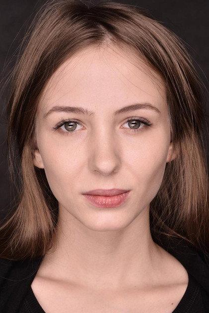 Anna Starchenko - Actor Profile Photo
