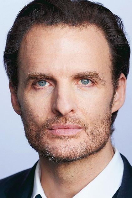 Greg Bryk - Actor Profile Photo