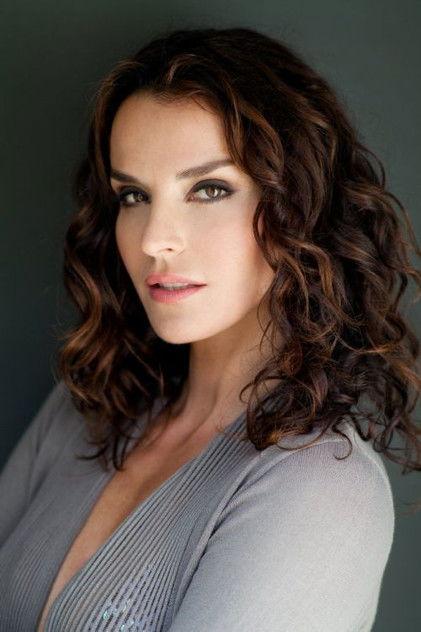 Ana Alexander - Actor Profile Photo
