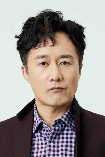 Yue Yang - Actor Profile Photo