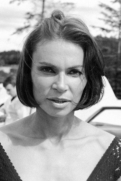 Monique Mercure - Actor Profile Photo