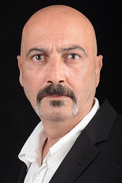 Nami Esatgil - Actor Profile Photo