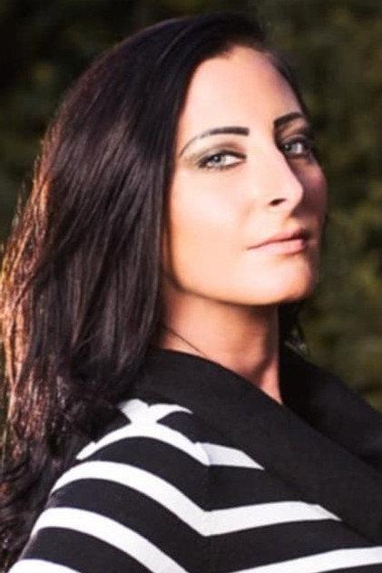 Scara Slayfield - Actor Profile Photo