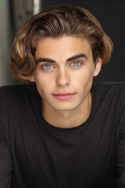 Ryan McEwen - Actor Profile Photo