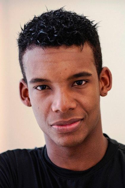Osiel Gouneo - Actor Profile Photo