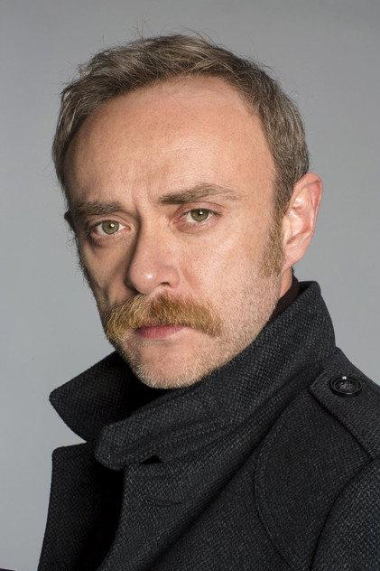 Tansu Biçer - Actor Profile Photo