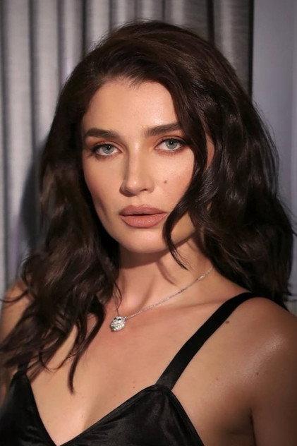 Eve Hewson - Actor Profile Photo