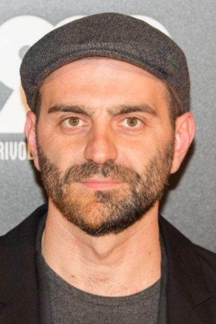 Giovanni Ludeno - Actor Profile Photo