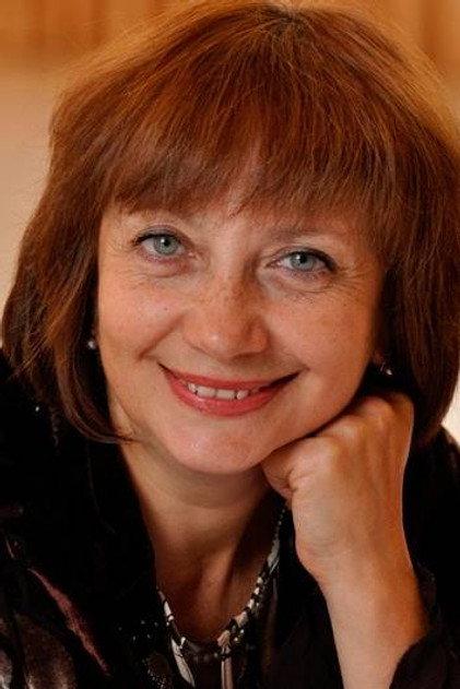 Larisa Dmitriyeva - Actor Profile Photo