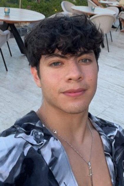Jovani Jara - Actor Profile Photo