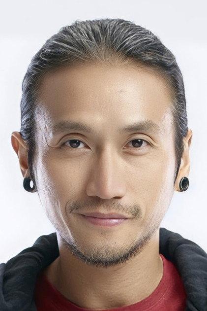 Artiwara Kongmalai - Actor Profile Photo