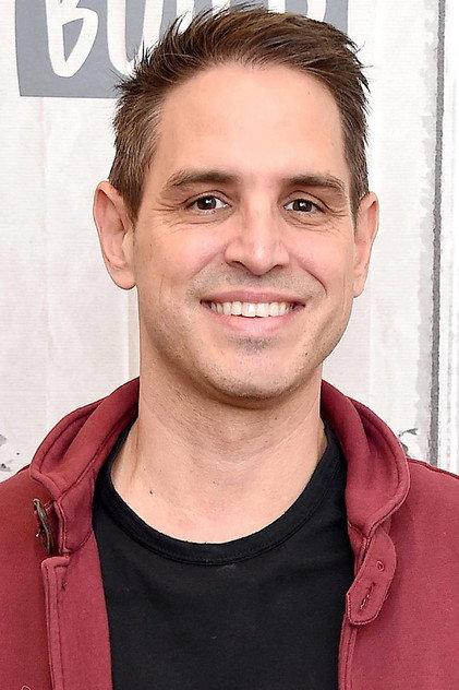 Greg Berlanti - Actor Profile Photo