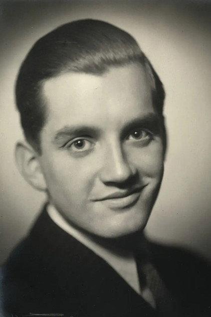 Ernst Diesen - Actor Profile Photo