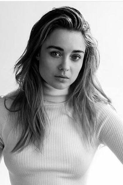 Hannah Kasulka - Actor Profile Photo
