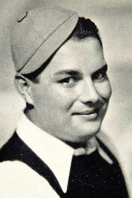 Sumner Getchell - Actor Profile Photo